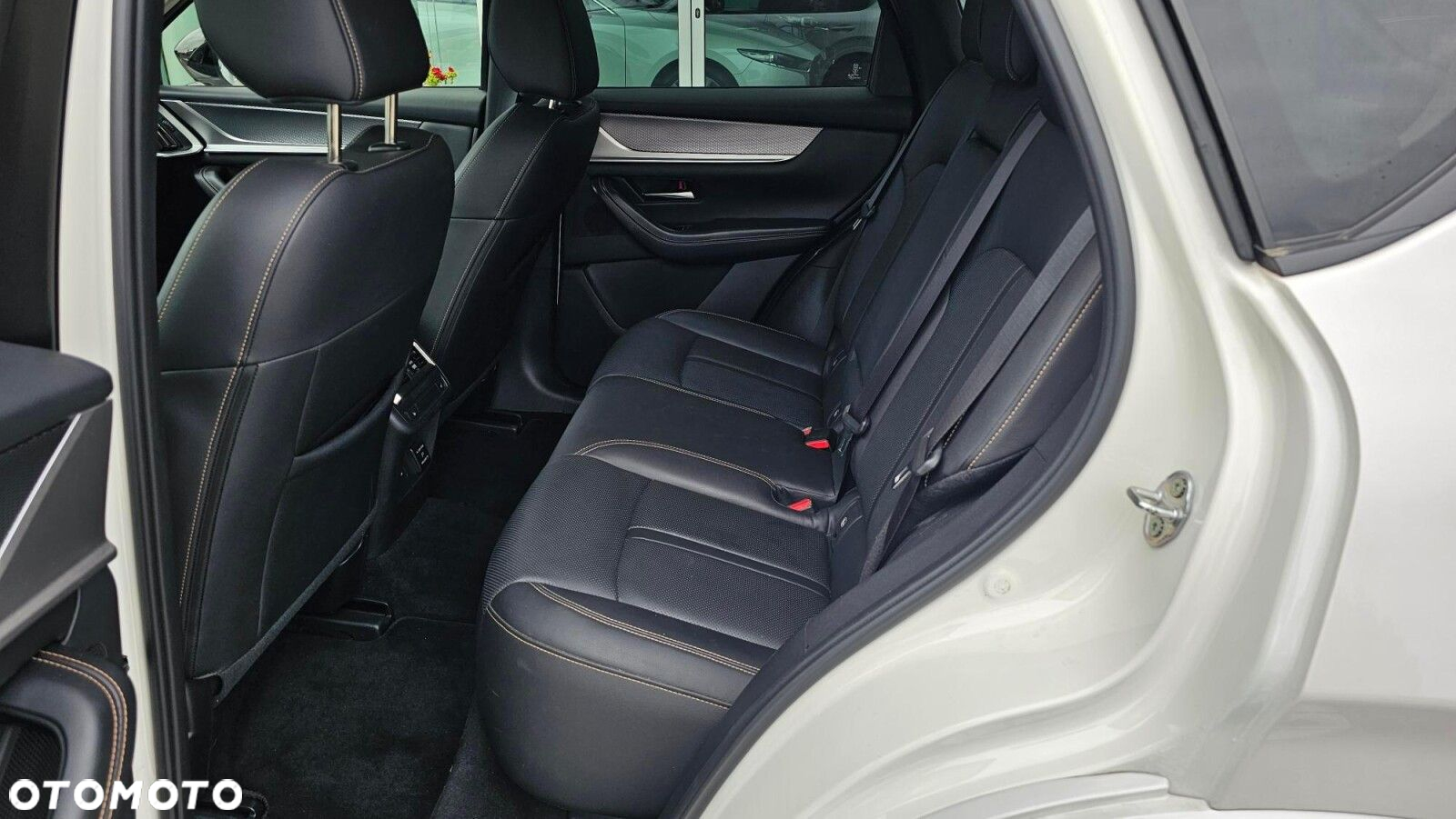 Mazda CX-60 - 15