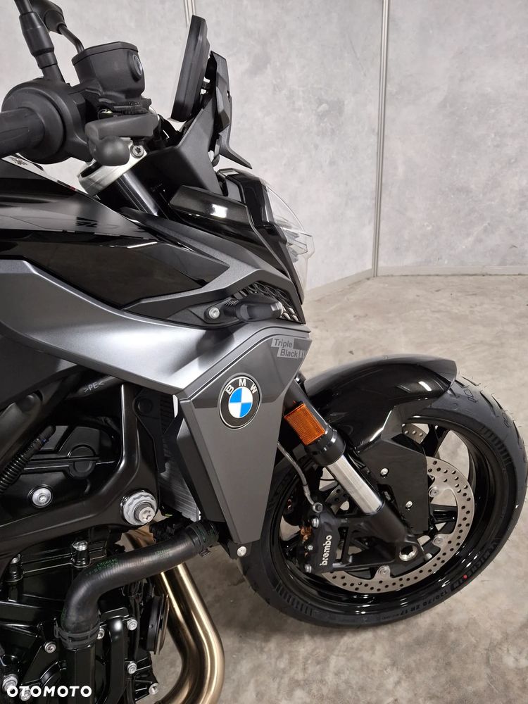 BMW R - 7
