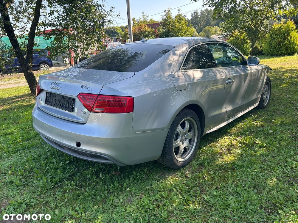 Audi A5 ver-2-0-tdi-sport - 2