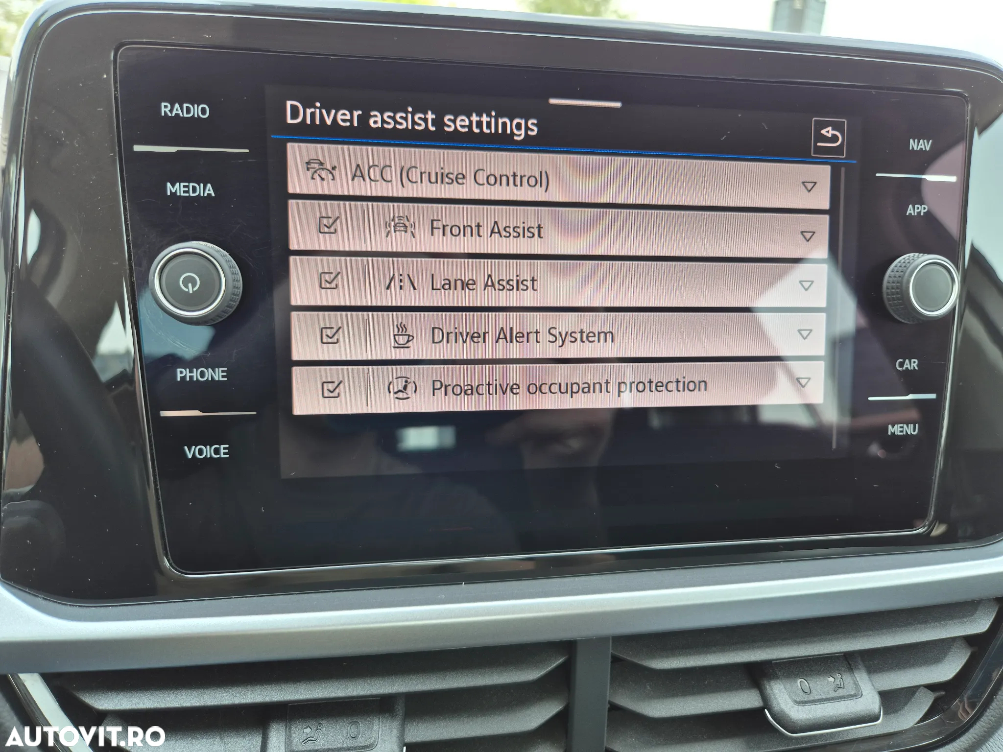 Volkswagen T-ROC 1.0 TSI Life - 22