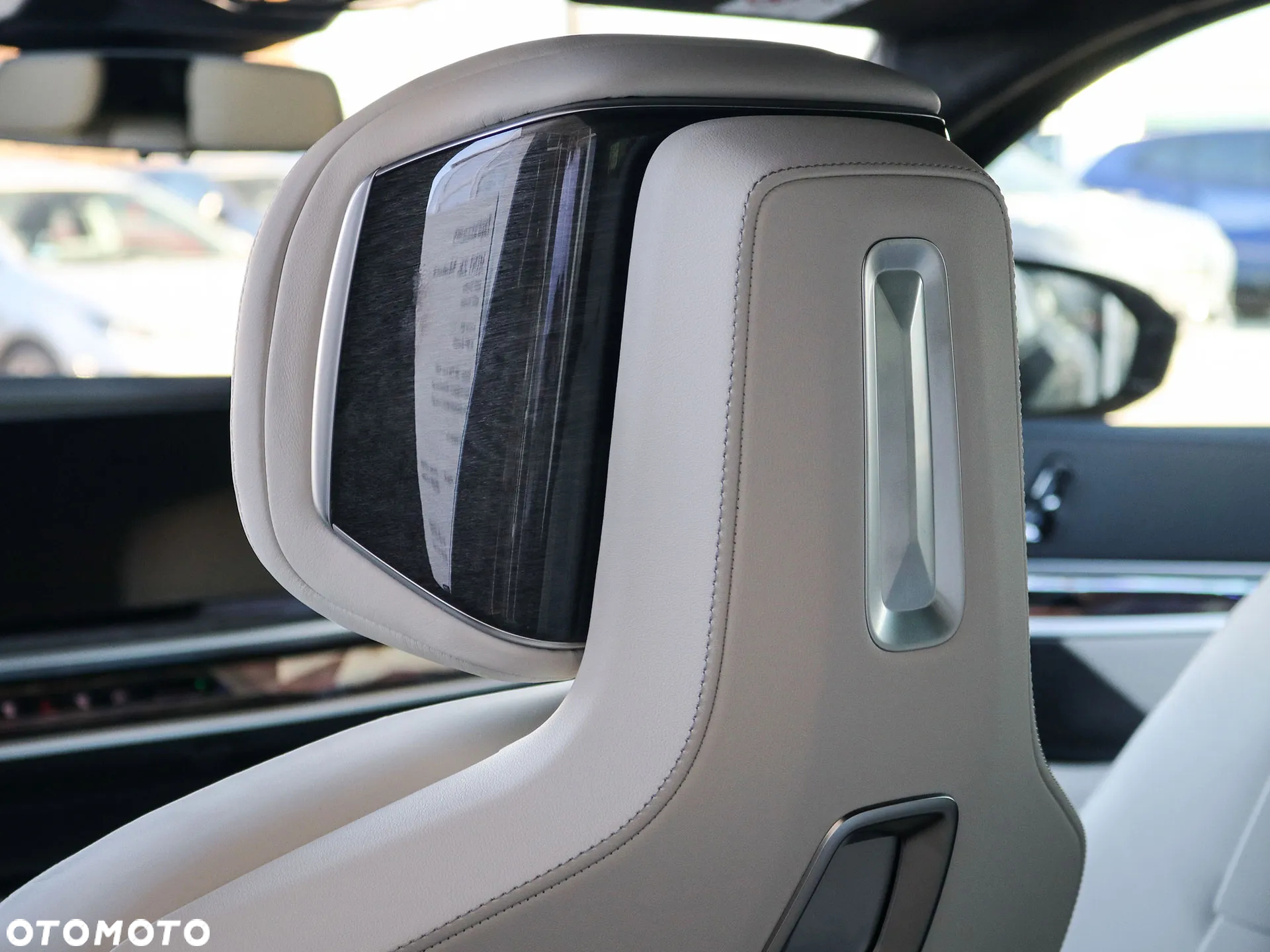 BMW Seria 7 - 27