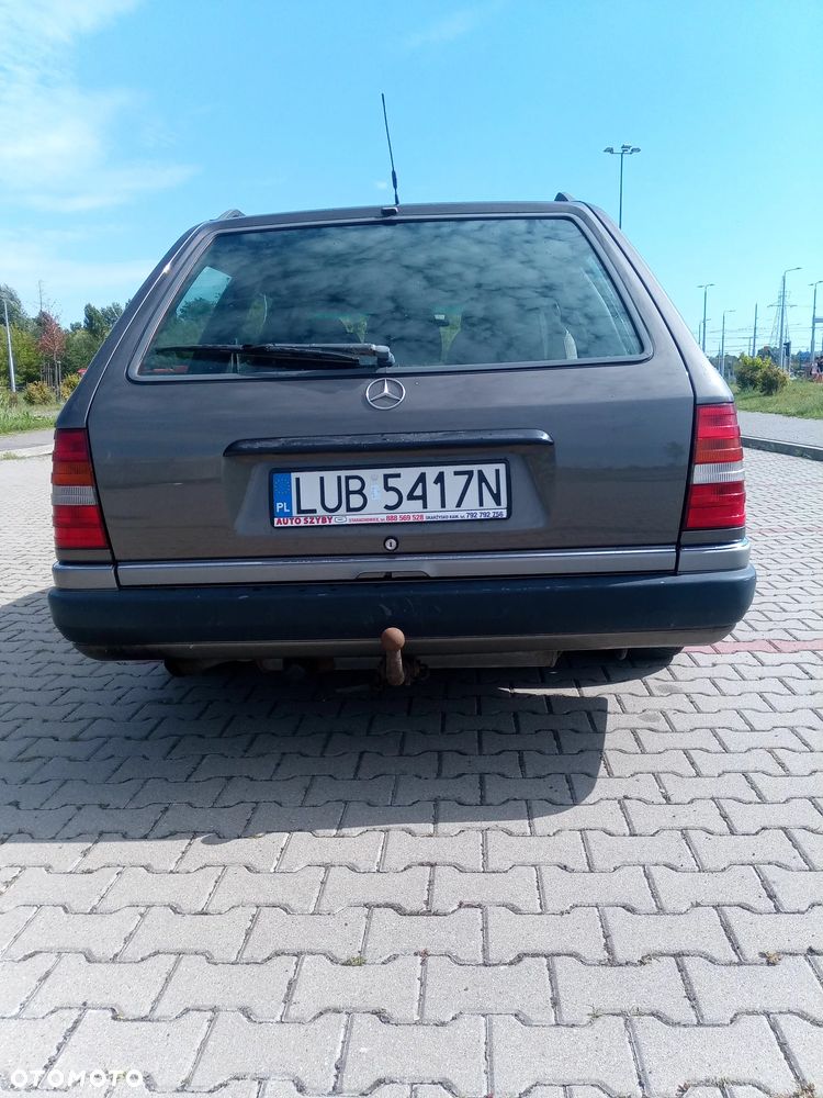Mercedes-Benz W124 (1984-1993) - 2