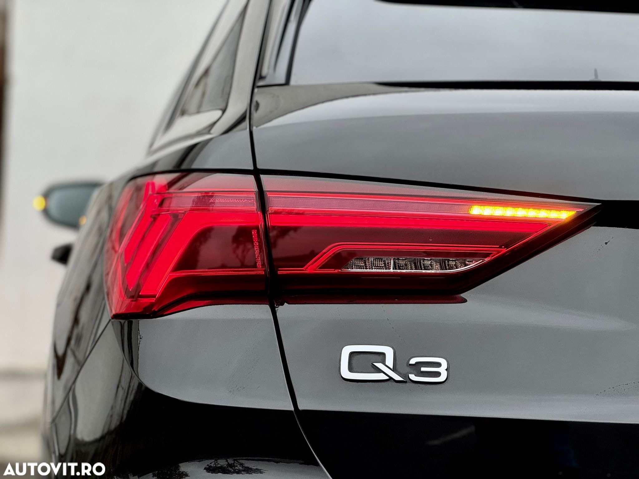 Audi Q3 Sportback 1.5 35 TFSI S tronic S Line - 27
