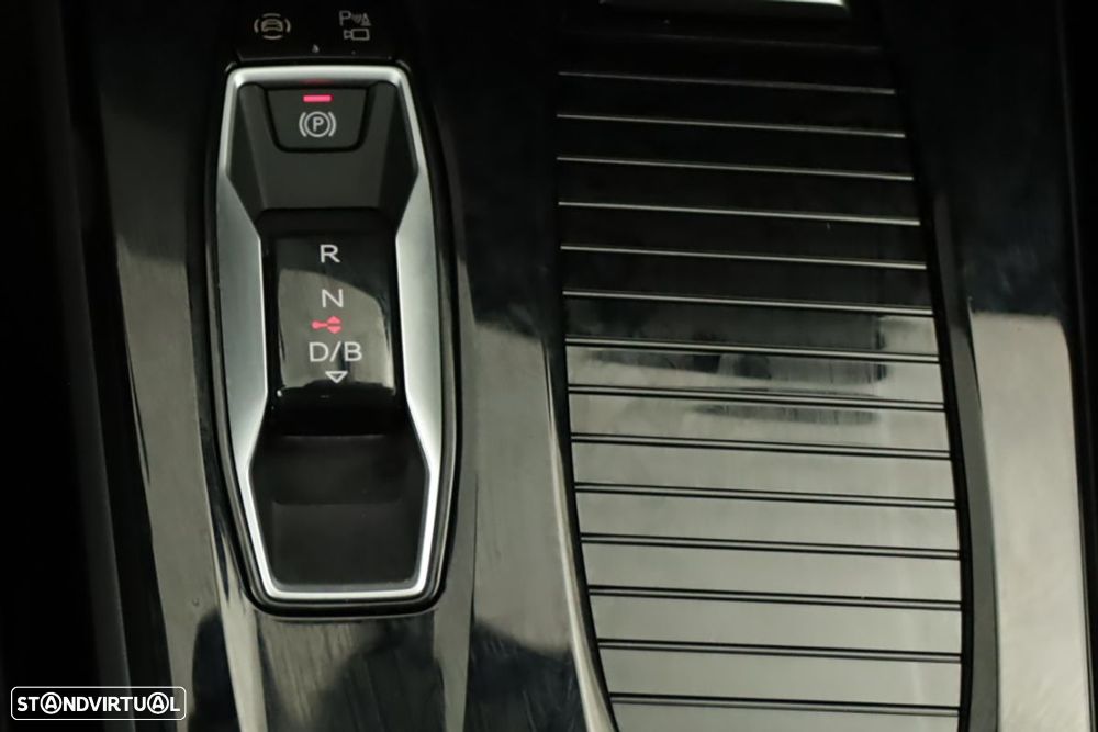 Audi Q6 e-tron 100 kWh Performance SE Business - 14