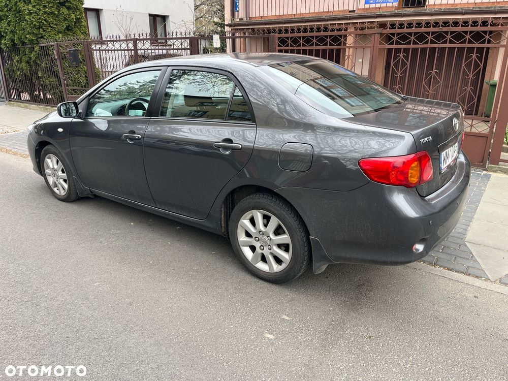 Toyota Corolla 2.0 D-4D Prestige - 2