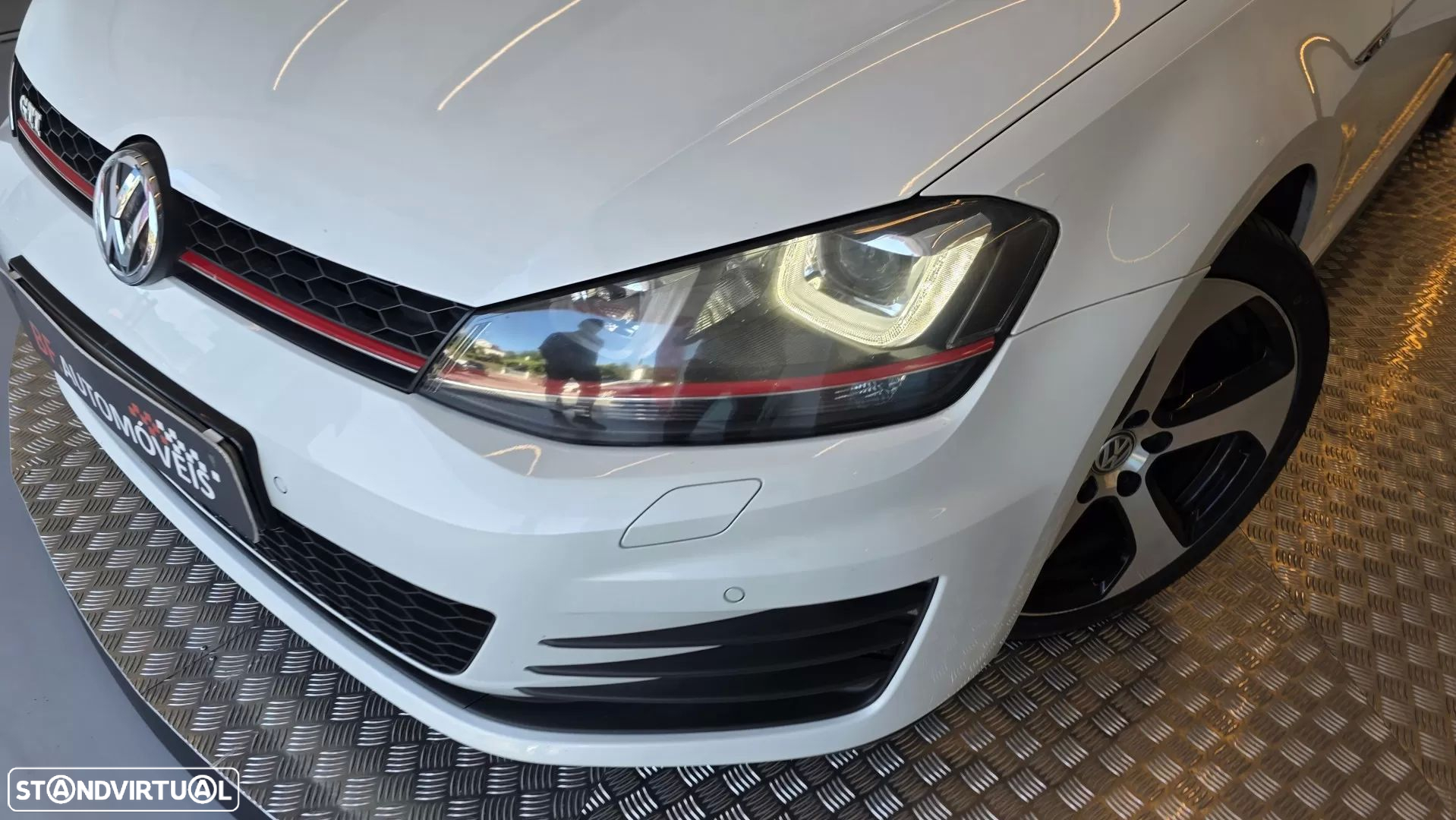 VW Golf 2.0 TSi GTi DSG Performance - 24