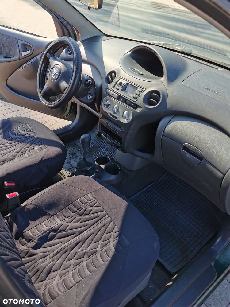 Toyota Yaris 1.3 Blue - 3