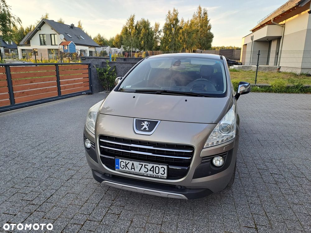Peugeot 3008 Hybrid4 - 3