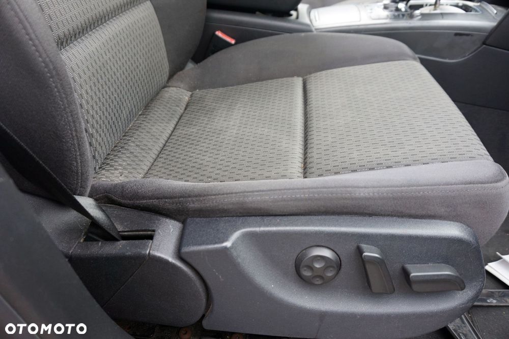 FOTEL PRZEDNI PRAWY A6 C6 KOMBI  AUDI 2004-2008 - 2
