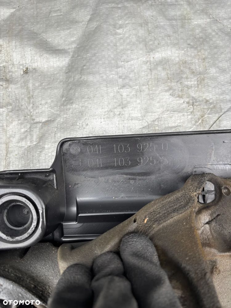 Seat Alhambra osłona pokrywa silnika 04L103925Q - 3