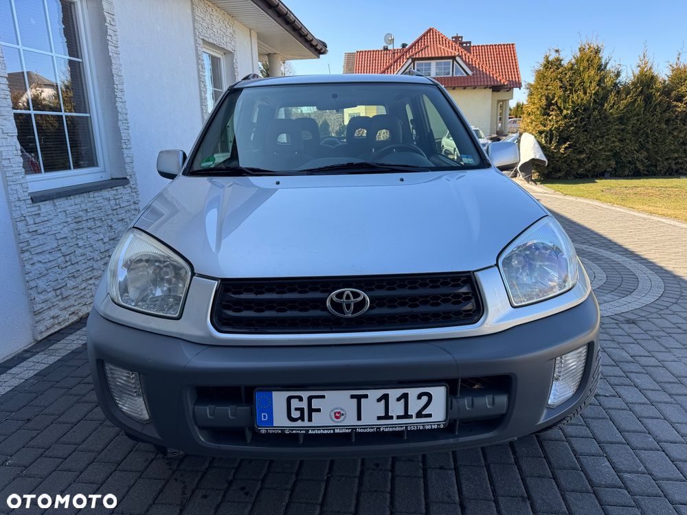 Toyota RAV4 - 2