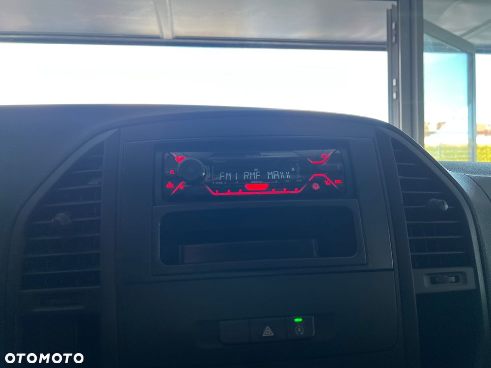 Mercedes-Benz Vito - 25