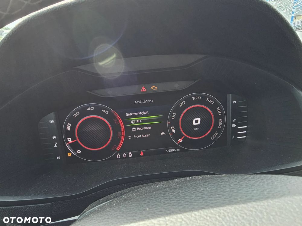 Skoda Karoq 2.0 TDI SCR Sportline - 20