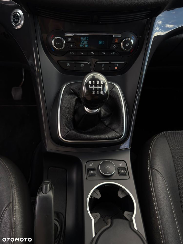 Ford Kuga 2.0 TDCi 4WD Titanium - 12