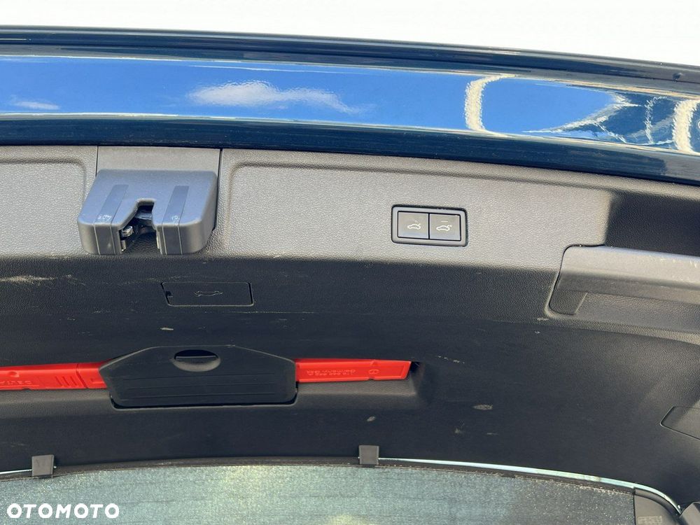 Volkswagen Touareg - 38