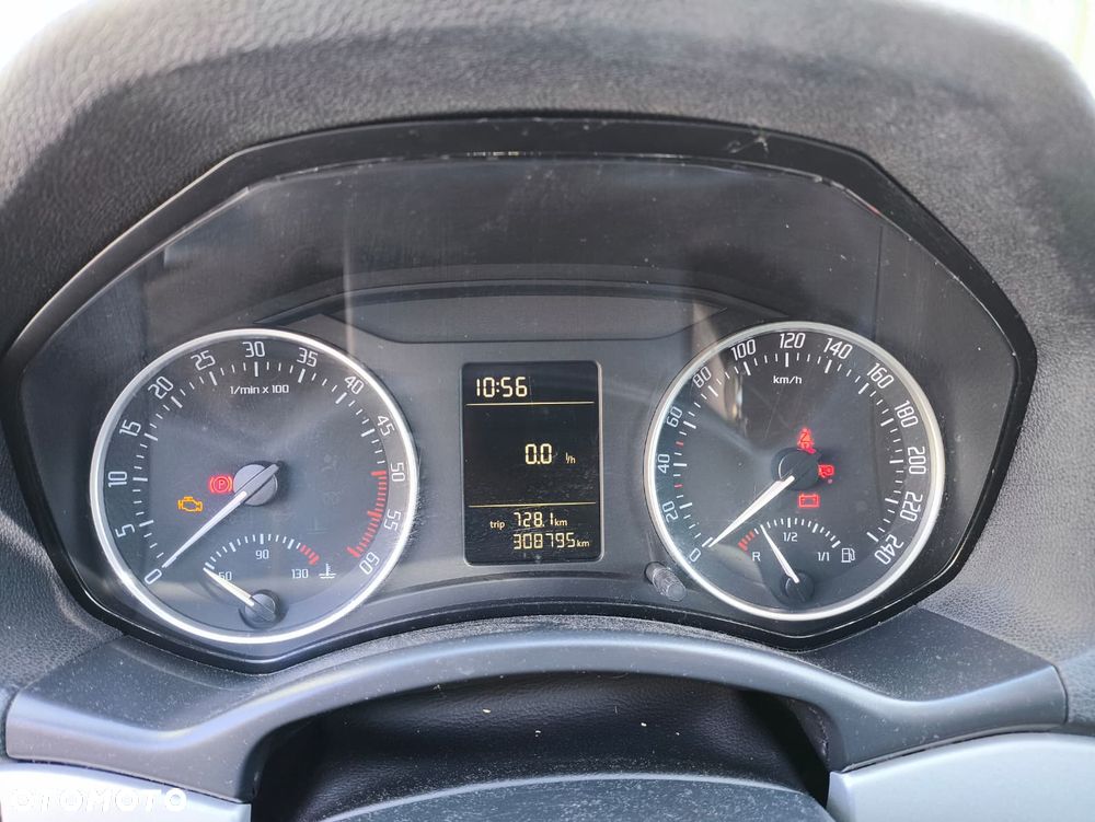 Skoda Octavia 2.0 TDI Family - 11