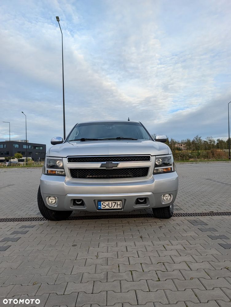 Chevrolet Suburban - 29