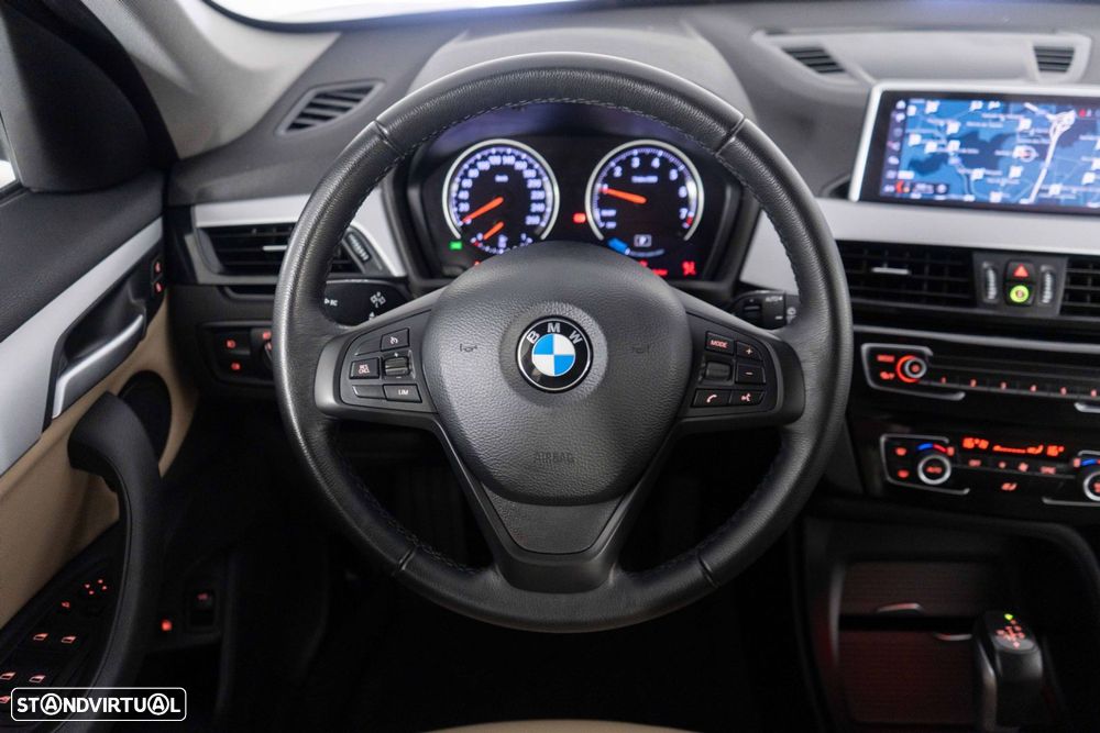 BMW X1 25 e xDrive - 28