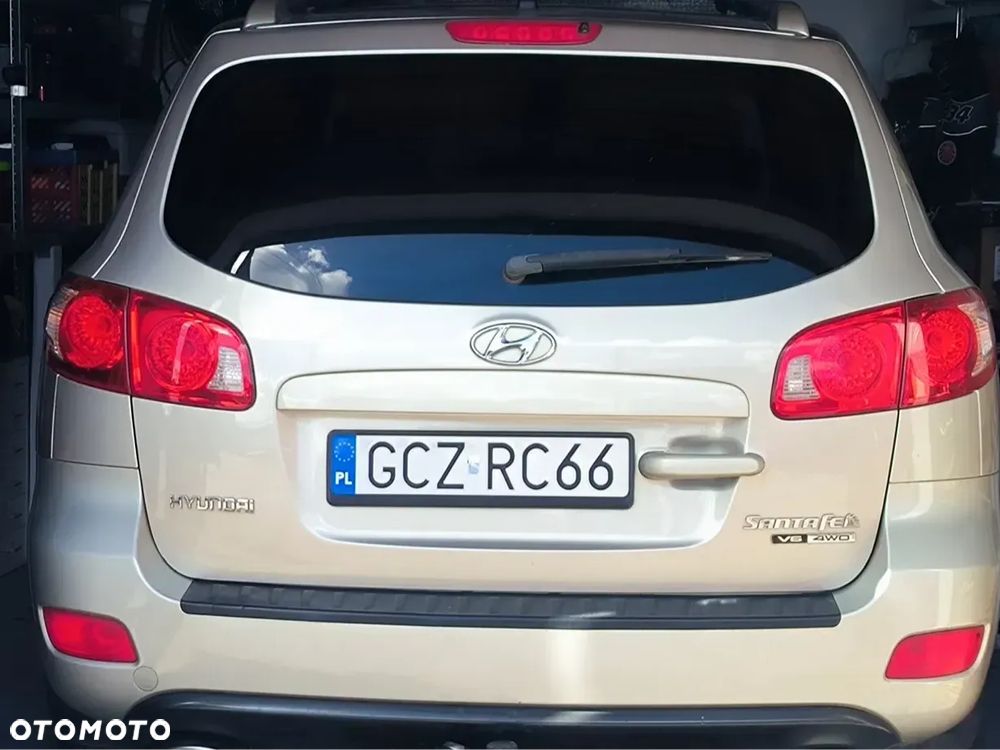 Hyundai Santa Fe 2.7 V6 Style - 20