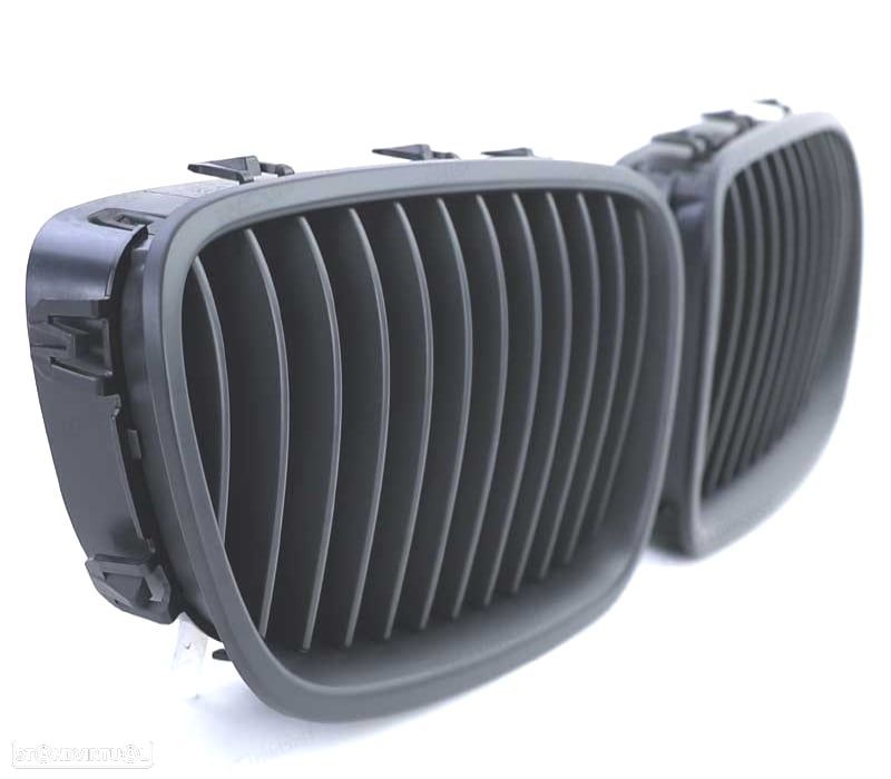 GRELHA BMW F10 F11 10-17 LOOK M PERFORMANCE - 2