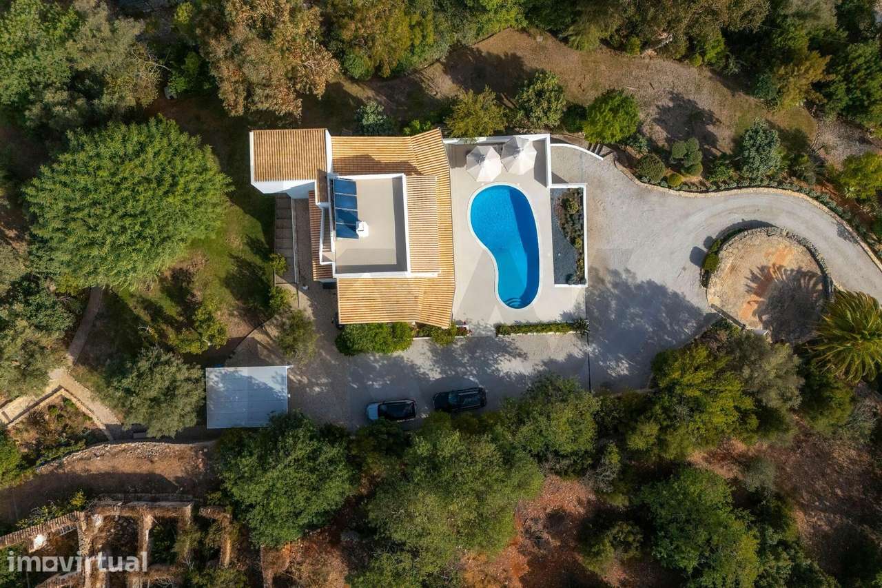 Moradia de Luxo com Vista Mar e piscina a 5 Minutos do Centro de Loulé - Grande imagem: 2/60