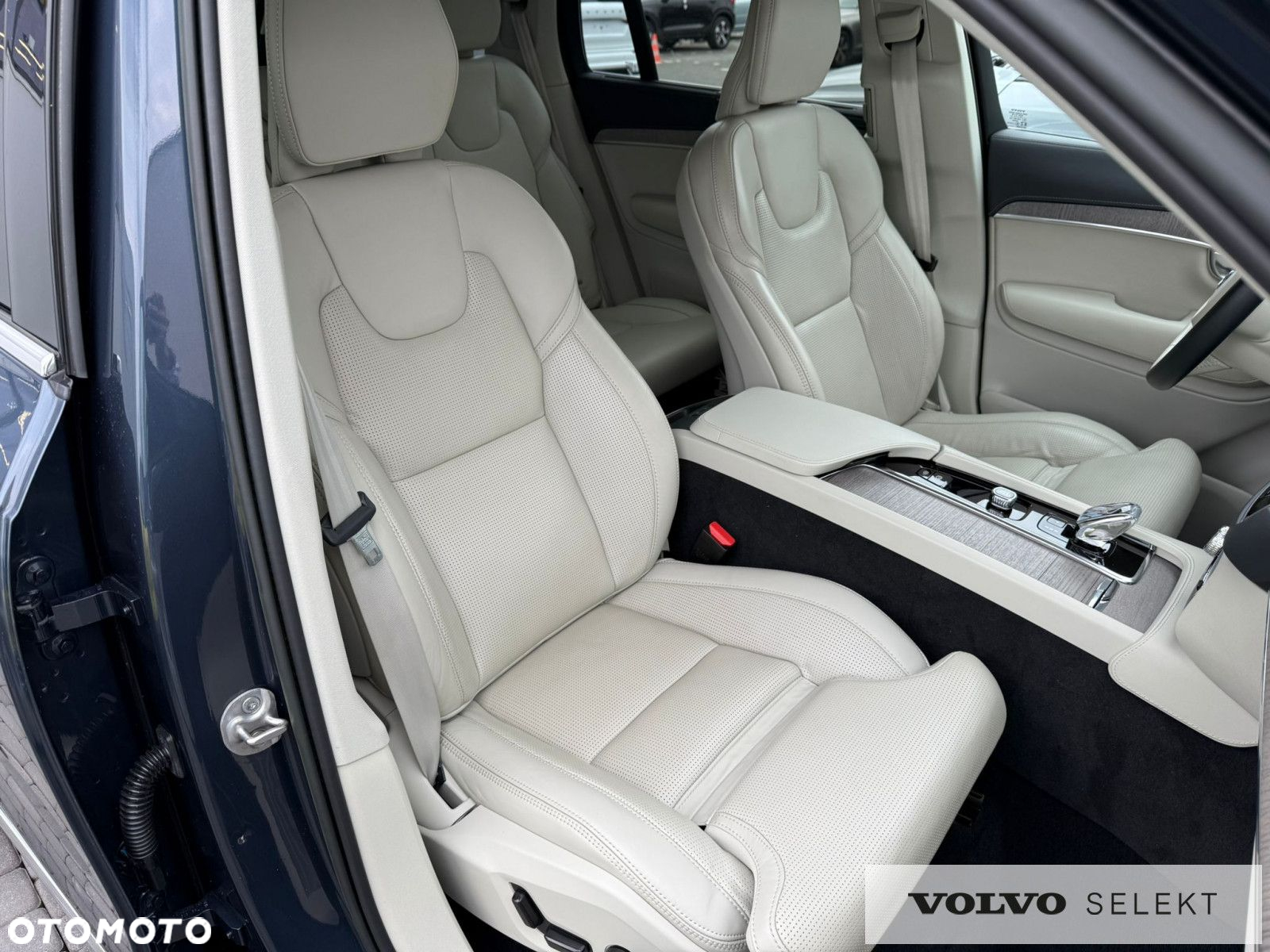 Volvo XC 90 - 16
