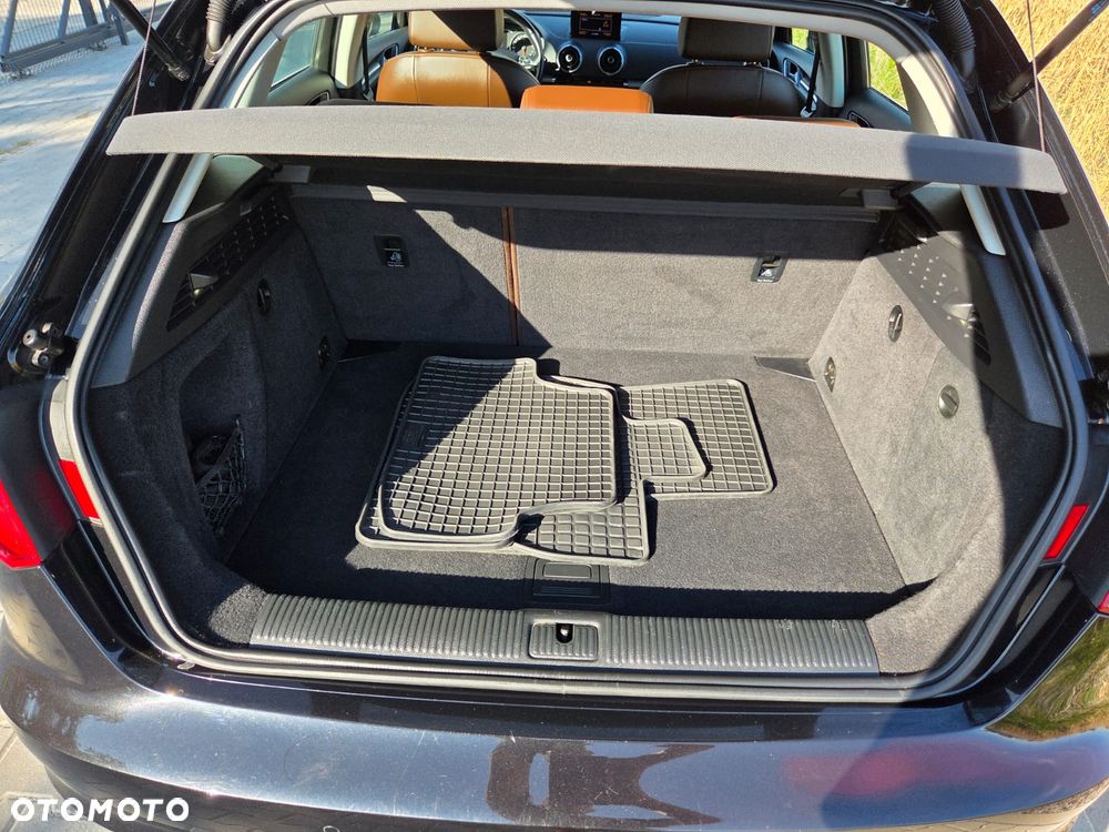 Audi A3 Sportback - 15