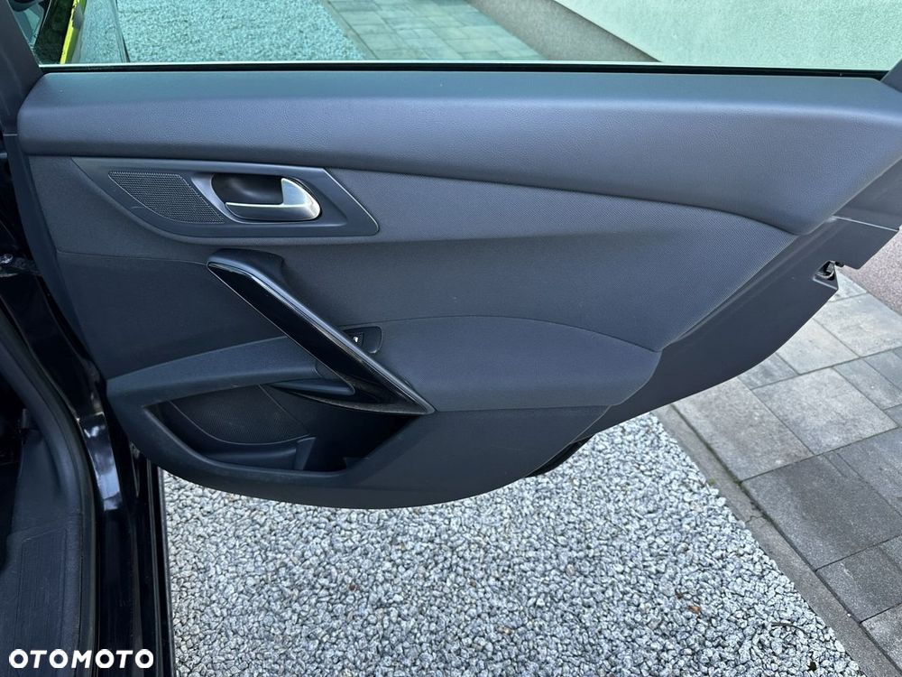 Peugeot 508 HDi FAP 160 Allure - 14