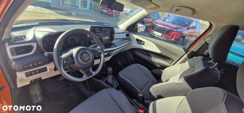 Suzuki Swift 1.2 Dualjet SHVS Premium Plus CVT - 11