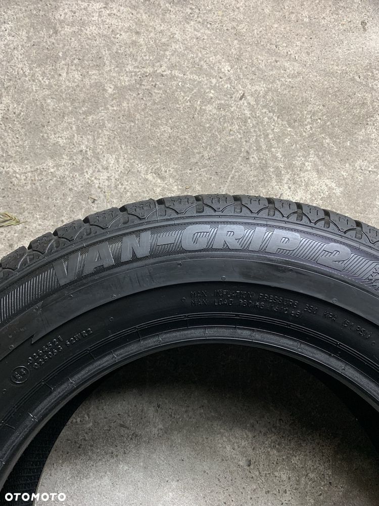 4x Opony Semperit 195/70 R15 97T Van Grip 2 - 2