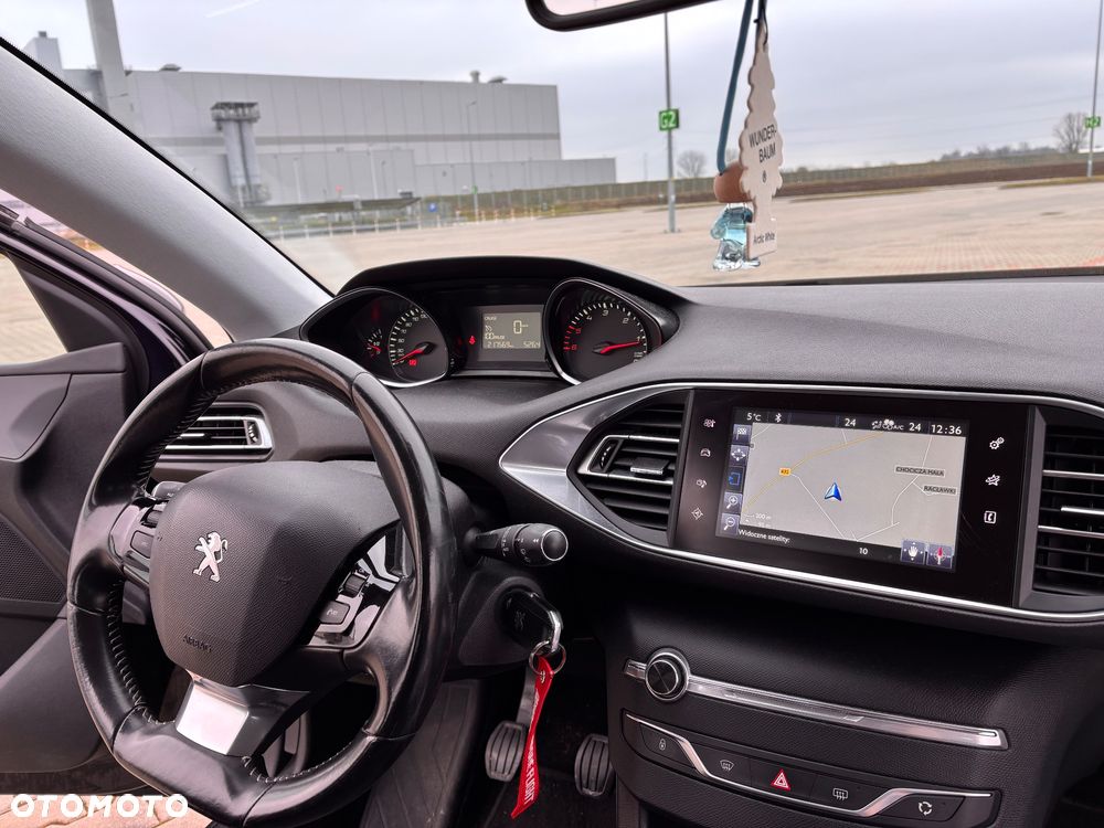 Peugeot 308 e-HDi 115 Stop & Start Allure - 17