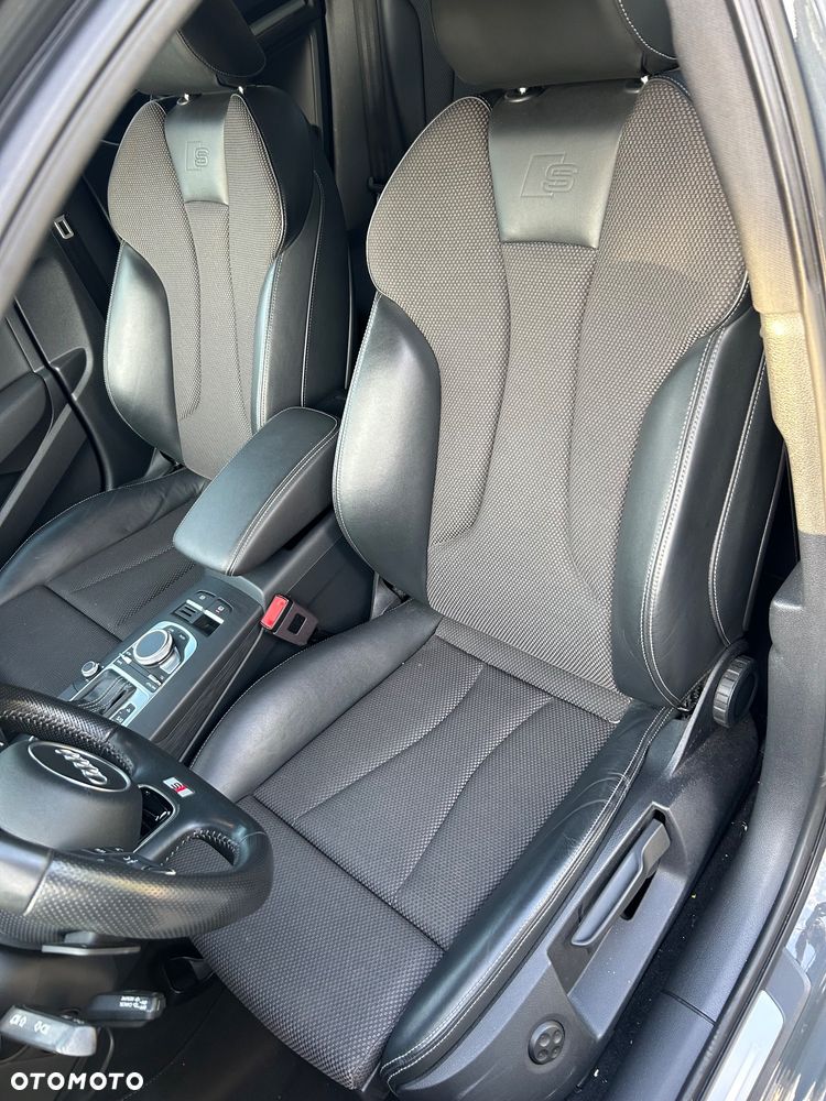 Audi A3 Sportback 2.0 TDI (clean diesel) quattro S tronic S line Sportpaket - 12