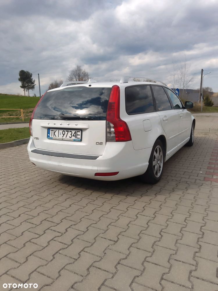 Volvo V50 D2 Momentum - 5