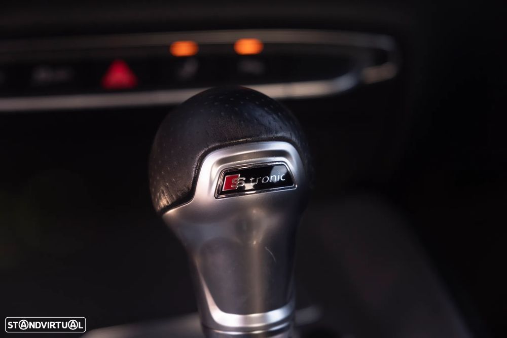 Audi TTS Coupé TFSI quattro S tronic - 24