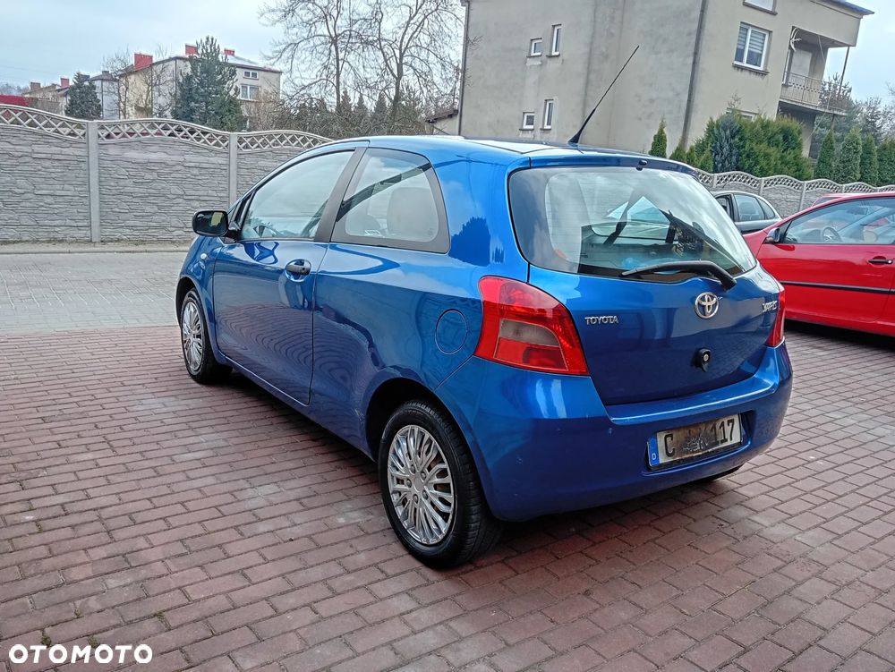 Toyota Yaris 1.0 VVT-i Sol - 9
