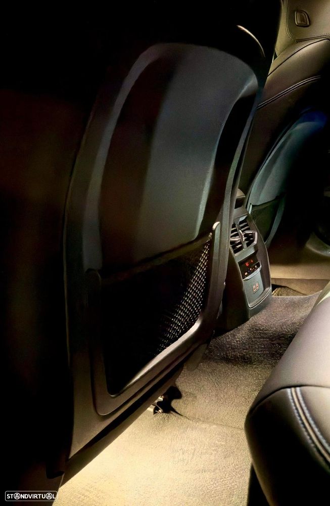 BMW 320 e Pack Desportivo M Auto - 41