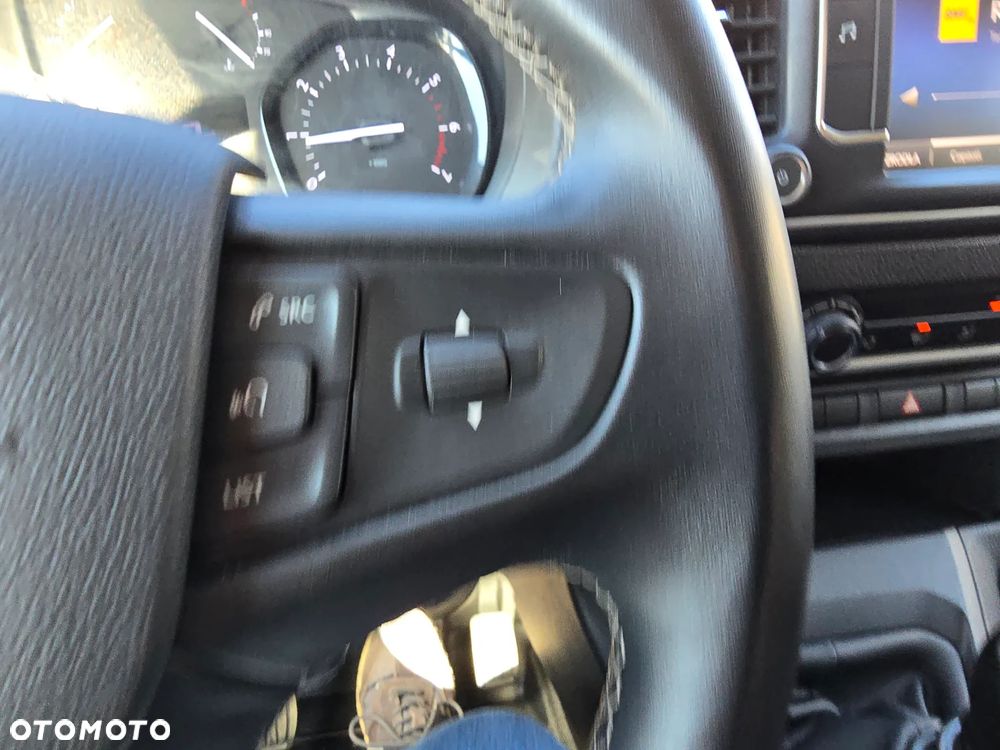 Toyota Proace Verso - 27