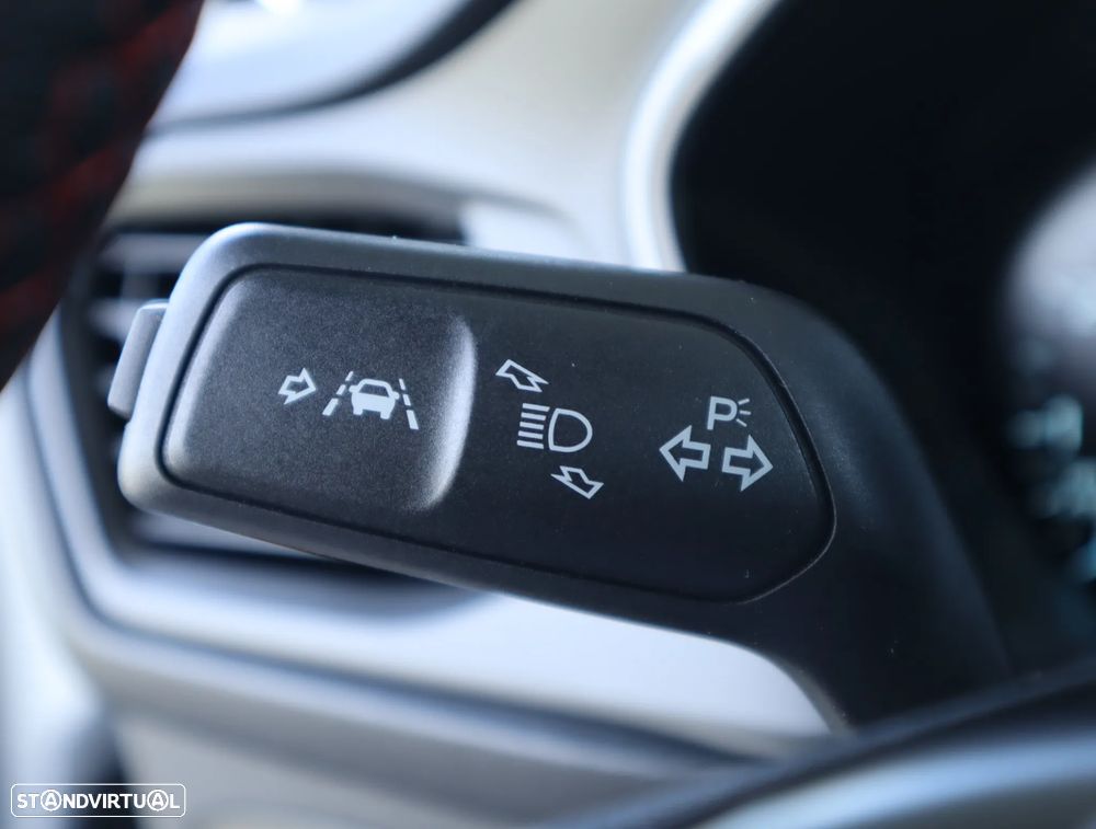 Ford Focus 1.0 EcoBoost MHEV ST-Line Style SIP - 33