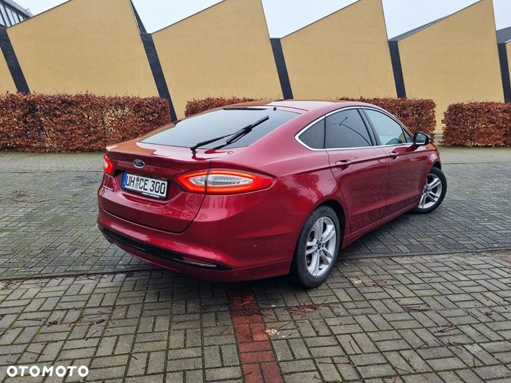 Ford Mondeo 2.0 TDCi STart-Stopp Titanium - 3