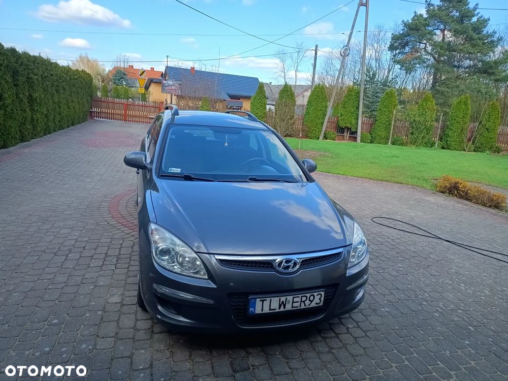 Hyundai i30 1.6 CRDi Classic + - 6