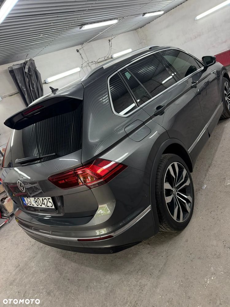Volkswagen Tiguan 2.0 TDI SCR DSG R-Line - 16