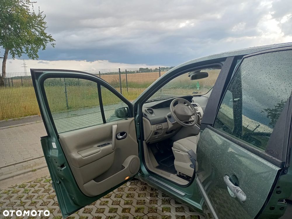 Renault Scenic 1.6 Confort Privilege - 16