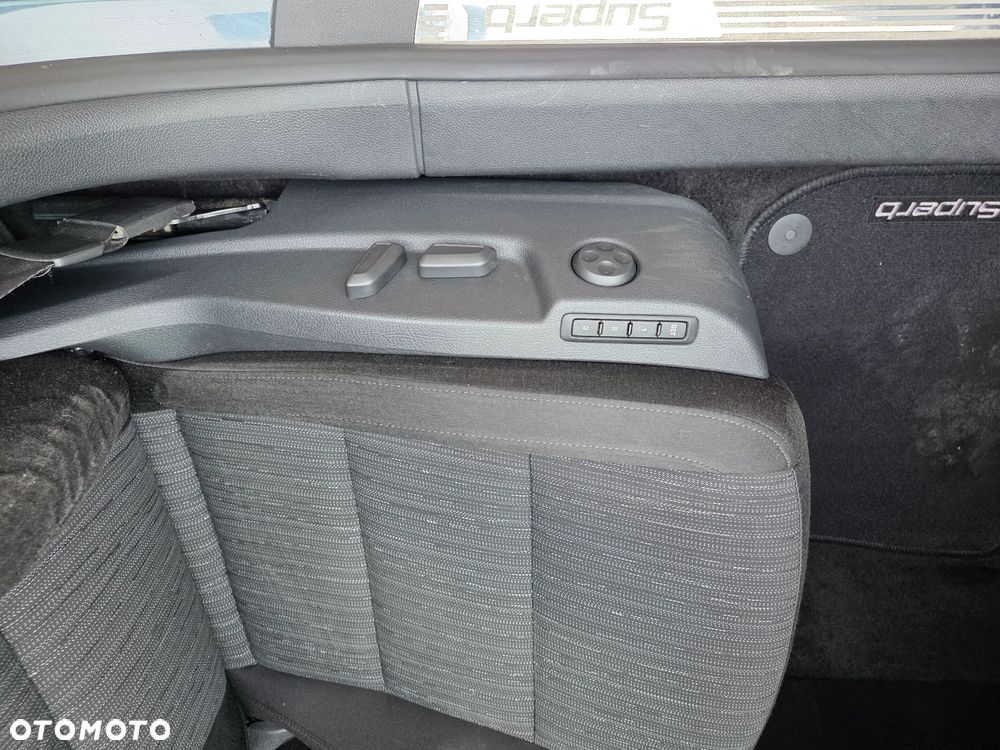 Skoda Superb 1.8 TSI Exclusive - 18