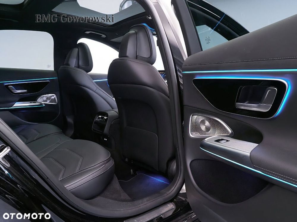 Mercedes-Benz Klasa E 220 d mHEV 4-Matic AMG 9G-Tronic - 8