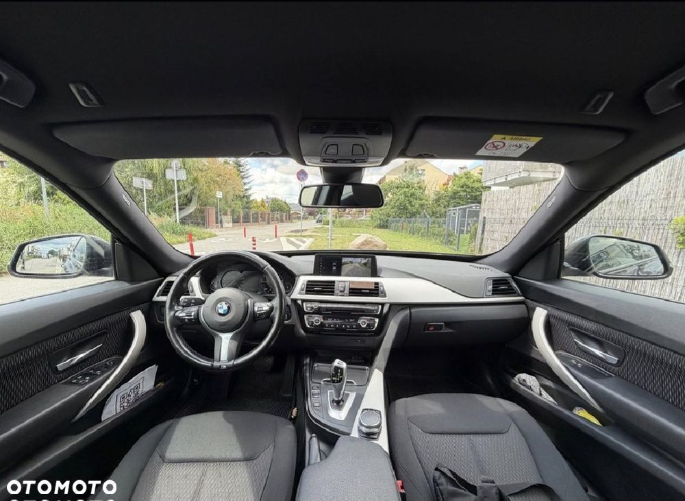 BMW Seria 3 330i GPF Luxury Line - 24