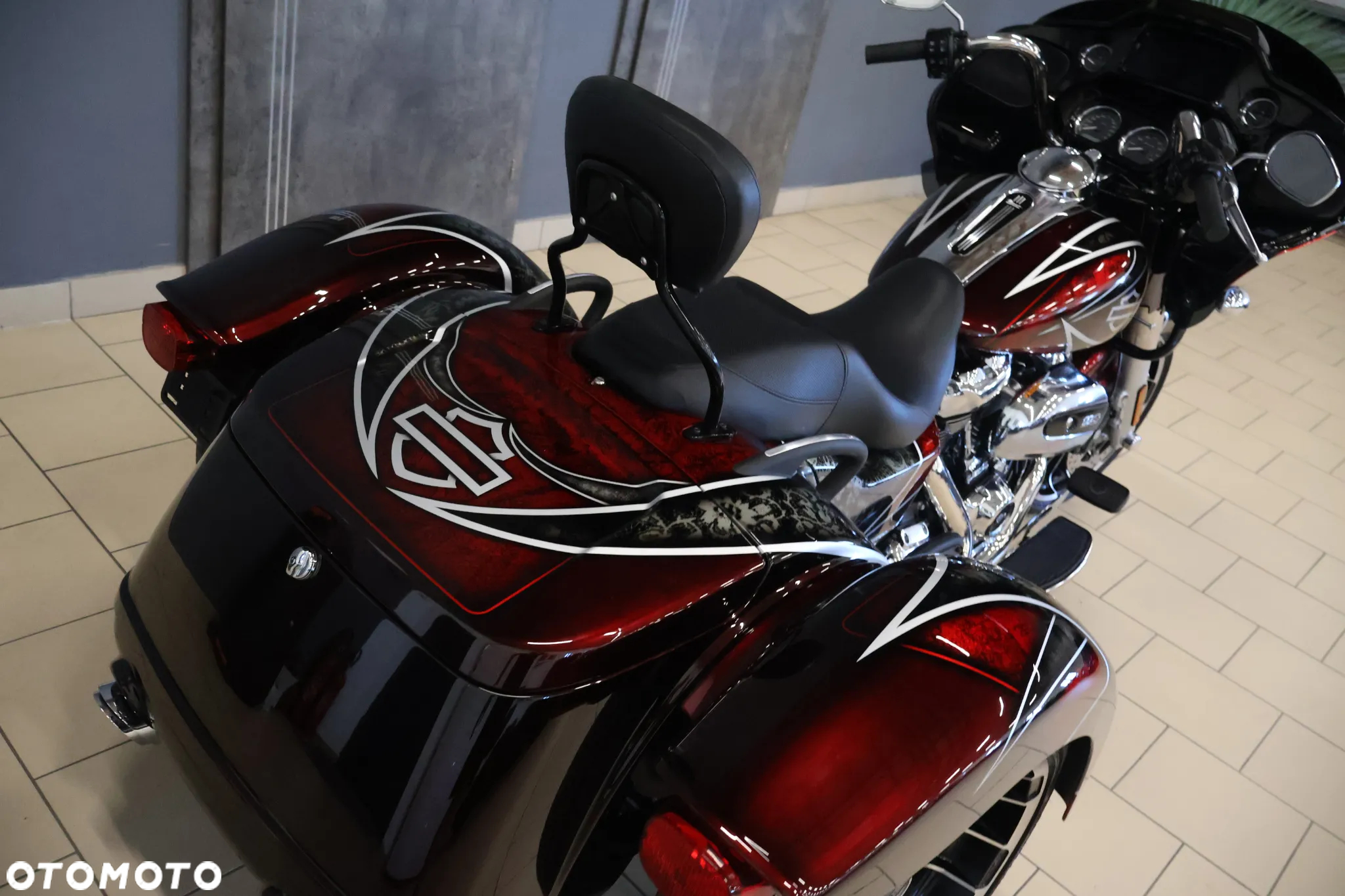Harley-Davidson Touring Road Glide - 19