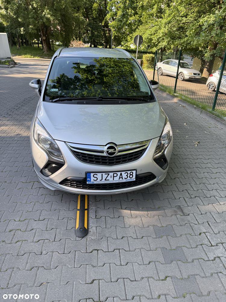 Opel Zafira - 8