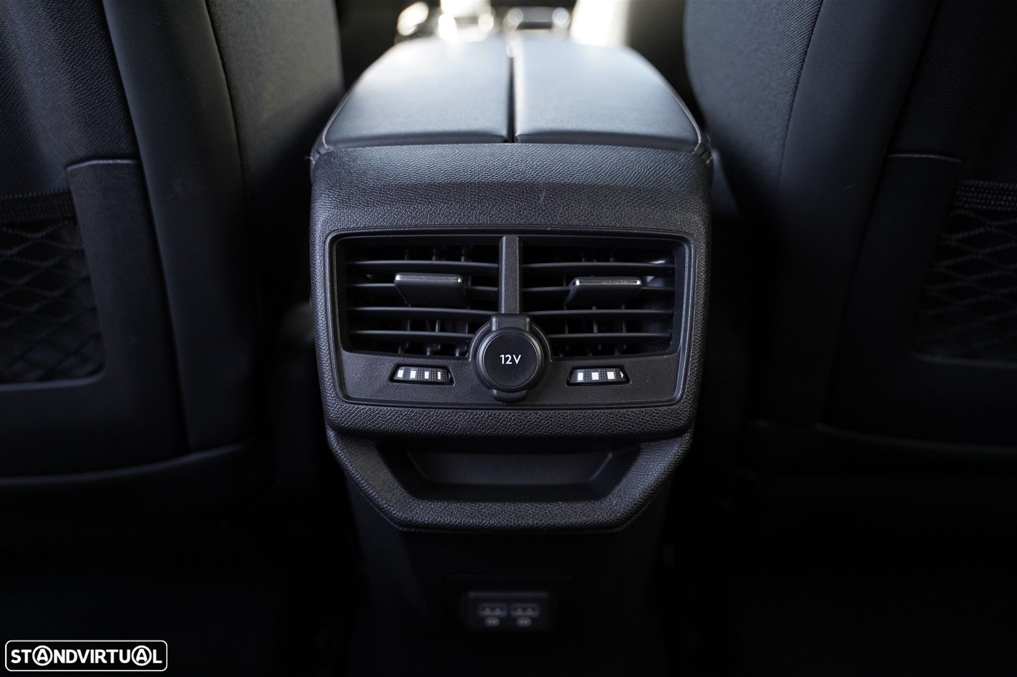 Peugeot 3008 1.6 Hybrid GT Pack e-EAT8 - 17