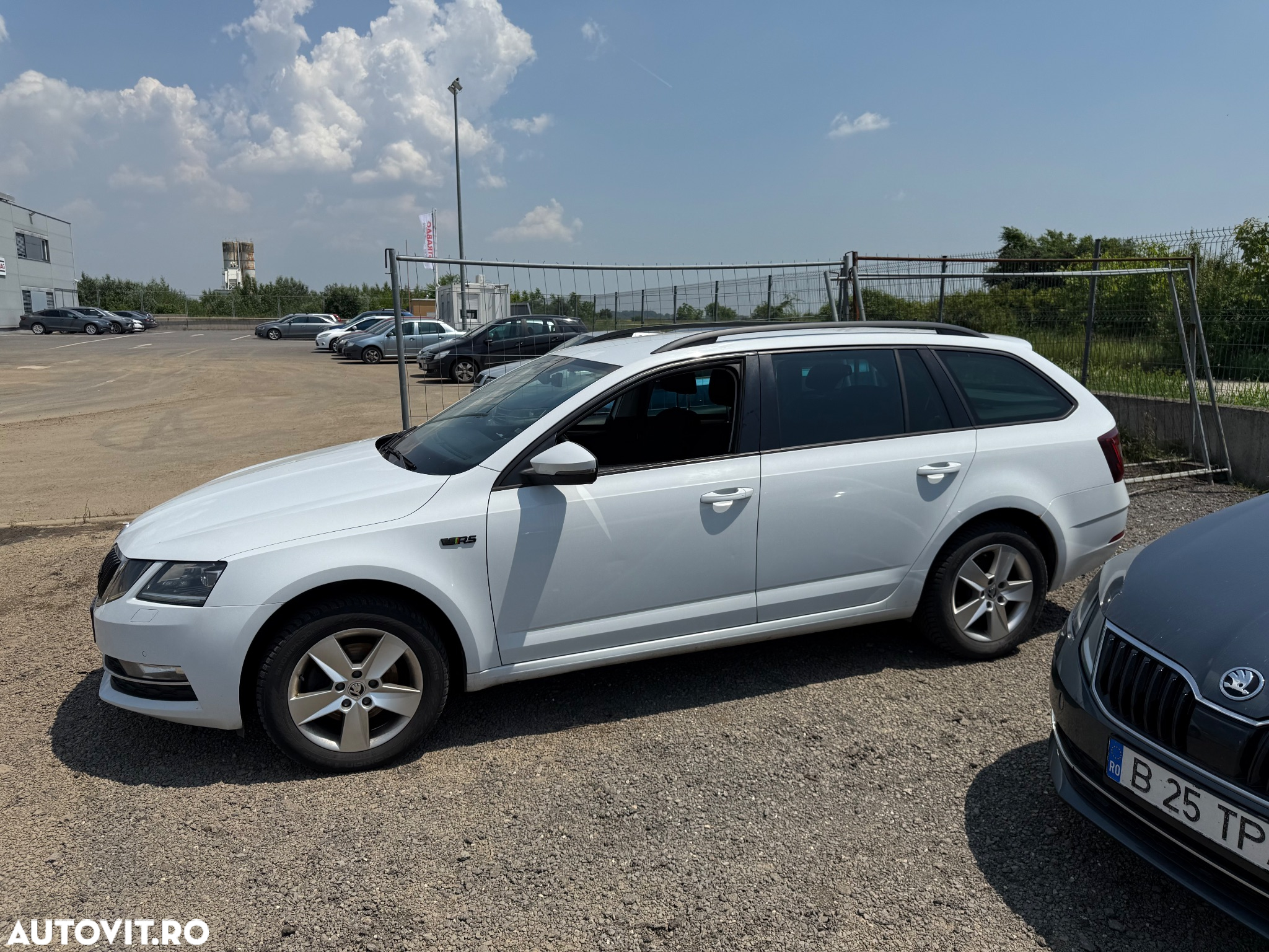 Skoda Octavia Combi 2.0 TDI DSG Style - 3