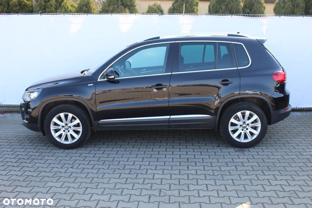 Volkswagen Tiguan 2.0 TDI DPF 4Motion BlueMotion Technology DSG Sport & Style - 2